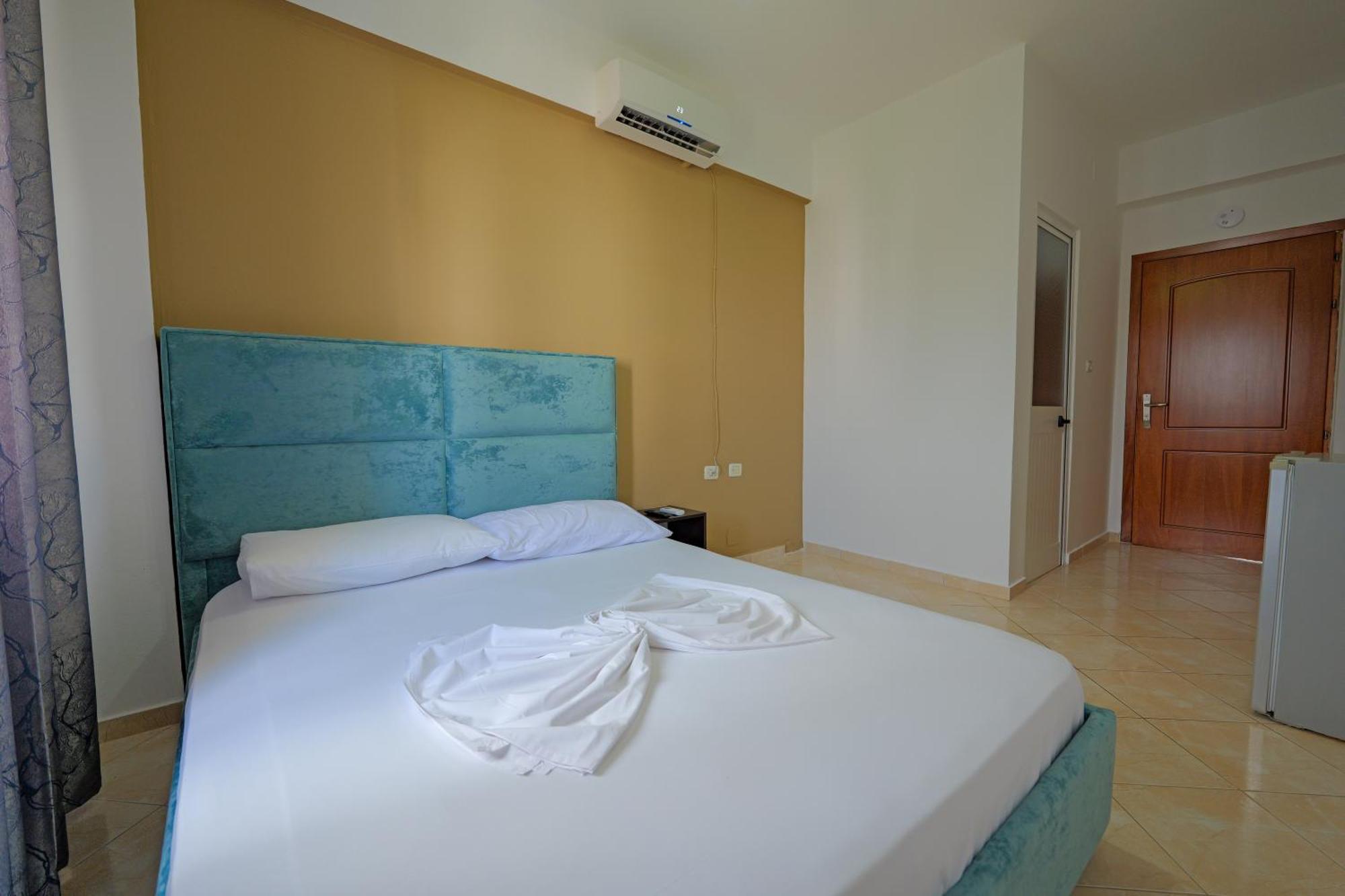 Vila Blue Moon Ksamil