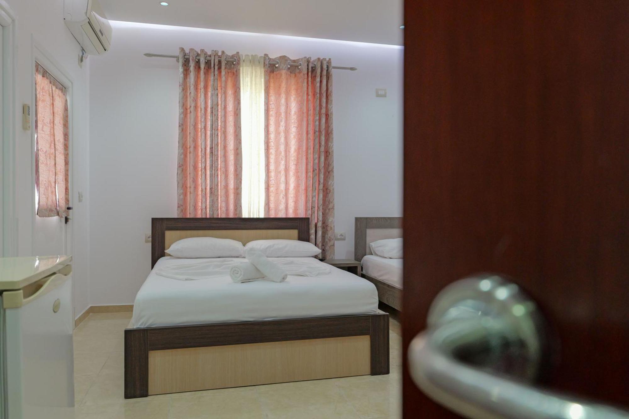 Vila Blue Moon Leilighet Ksamil